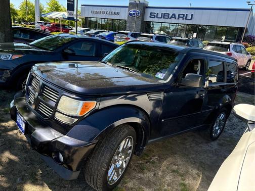 Blackberry Pearl 2011 Dodge Nitro Heat
