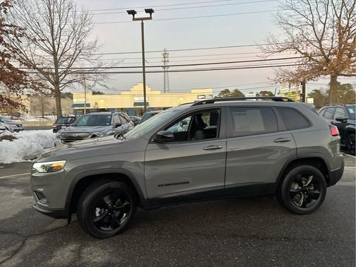 2023 Jeep Cherokee Altitude