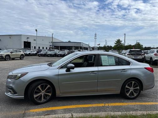Ice Silver Metallic 2019 Subaru Legacy Limited