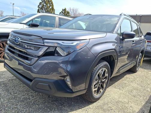 MAGNETITE GRY M 2026 Subaru Forester Premium