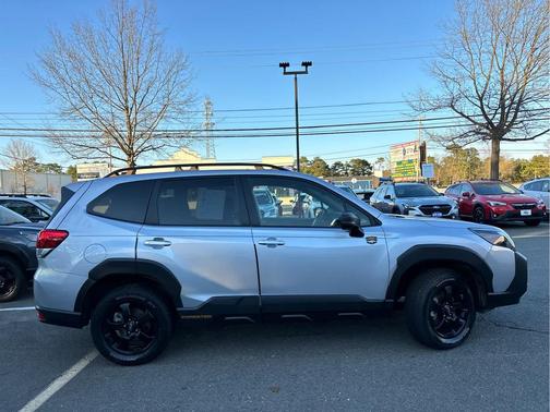 Ice Silver Metallic 2025 Subaru Forester Wilderness