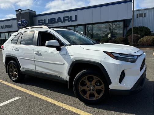 2023 Toyota RAV4 Hybrid Woodland Edition