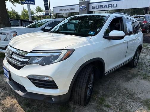 White Diamond Pearl 2017 Honda Pilot EX-L