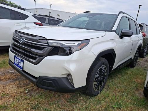 CRYSTAL WHT PRL 2026 Subaru Forester Premium