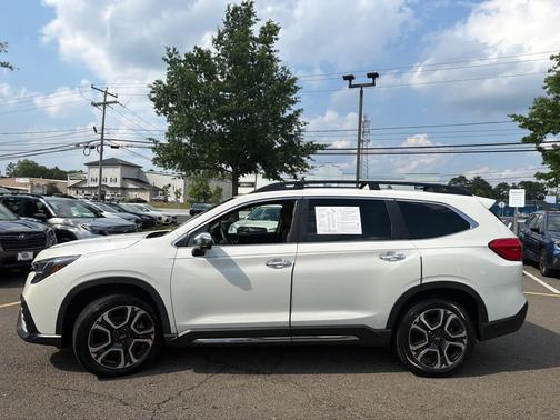 Crystal White Pearl 2023 Subaru Ascent Touring 7-Passenger