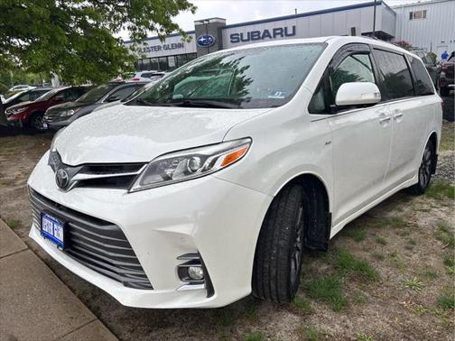 2019 Toyota Sienna Limited