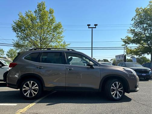 Brilliant Bronze Metallic 2023 Subaru Forester Limited