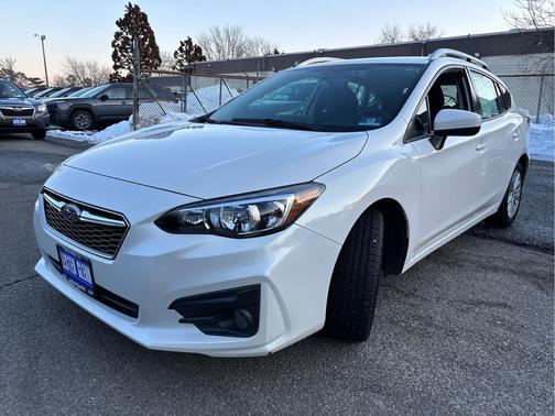 2017 Subaru Impreza 2.0i Premium