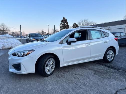 2017 Subaru Impreza 2.0i Premium
