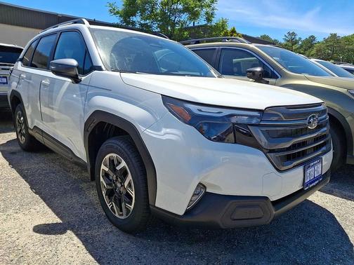 CRYSTAL WHT PRL 2026 Subaru Forester Premium