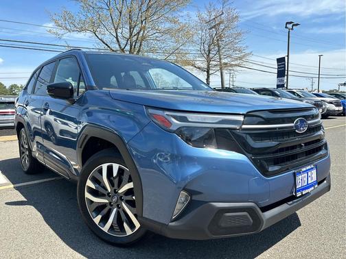 Horizon Blue Pearl 2025 Subaru Forester Touring