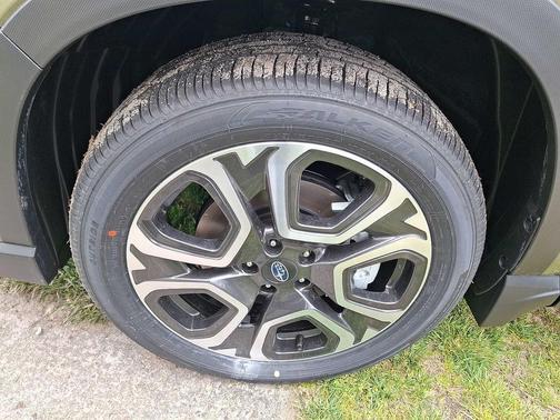 AUTUMN GRN MET 2026 Subaru Ascent Touring 7-Passenger
