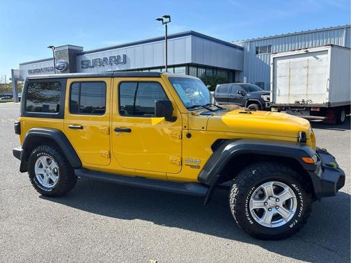 Hellayella Clearcoat 2019 Jeep Wrangler Unlimited Sport