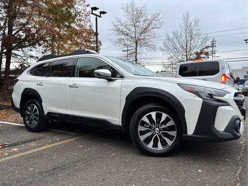 2023 Subaru Outback Touring XT