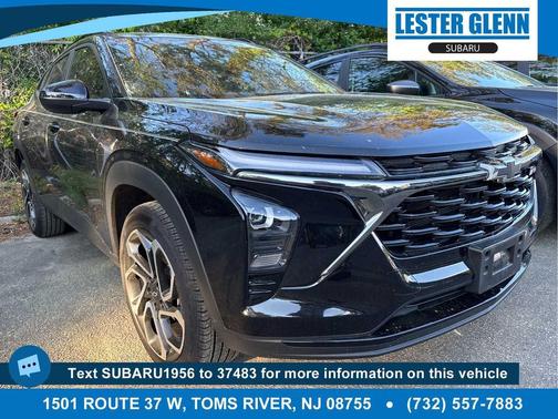 Mosaic Black Metallic 2025 Chevrolet Trax FWD 2RS