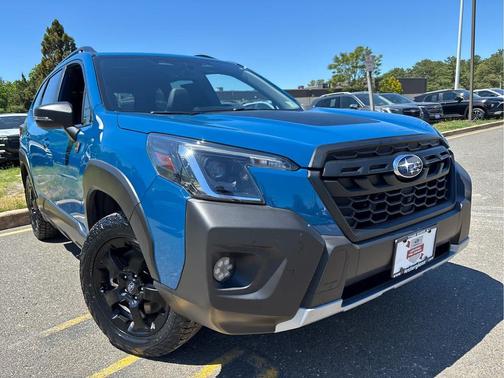 Geyser Blue 2022 Subaru Forester Wilderness