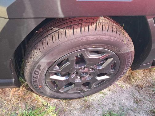 ICE SILV MET 2026 Subaru Outback Premium