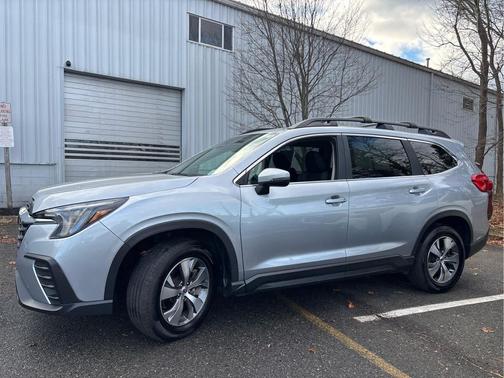 2023 Subaru Ascent Premium 7-Passenger