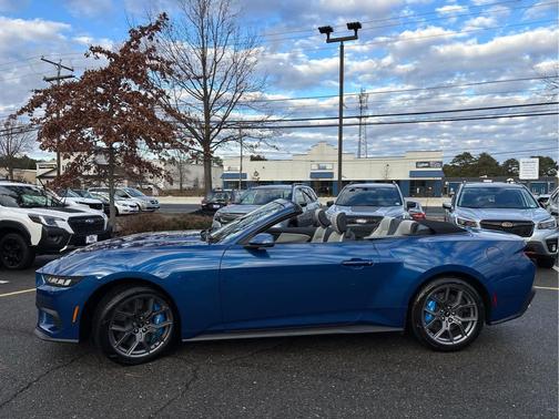 2024 Ford Mustang EcoBoost Premium