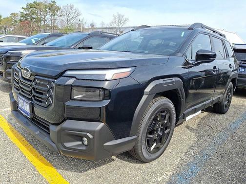 CRYSTAL BLK SIL 2026 Subaru Outback Limited