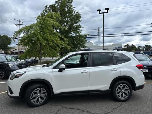 2022 Subaru Forester Premium