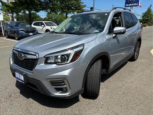 Ice Silver Metallic 2020 Subaru Forester Limited