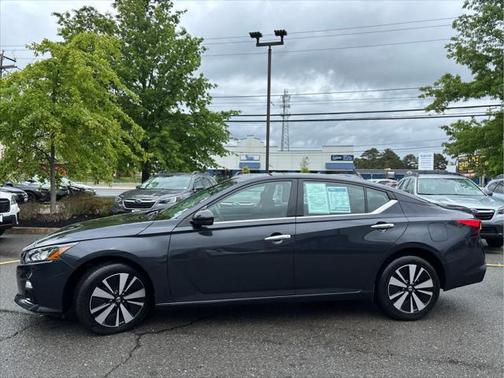 2020 Nissan Altima 2.5 SV
