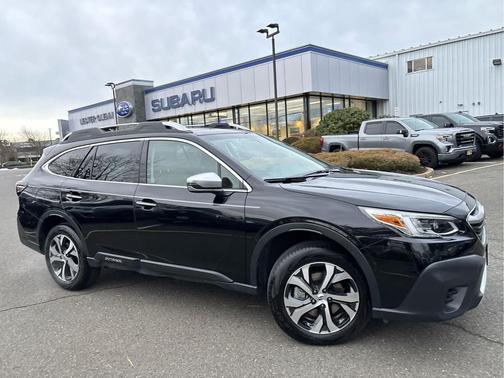 2022 Subaru Outback Touring XT