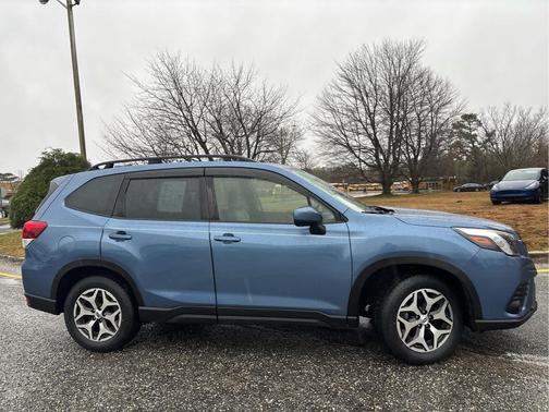 2022 Subaru Forester Premium