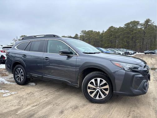 2023 Subaru Outback Premium