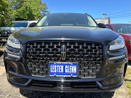 Infinite Black Metallic Clearcoat 2023 Lincoln Corsair Reserve