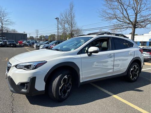 Crystal White Pearl 2021 Subaru Crosstrek Limited