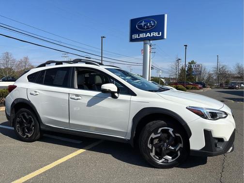 Crystal White Pearl 2021 Subaru Crosstrek Limited