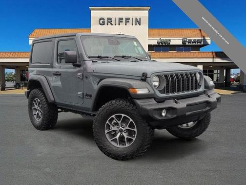 Anvil Clear-Coat Exterior Paint 2026 Jeep Wrangler Sport S