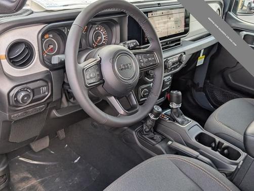 Anvil Clear-Coat Exterior Paint 2026 Jeep Wrangler Sport S