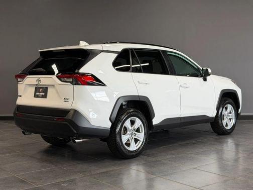 White 2019 Toyota RAV4 XLE