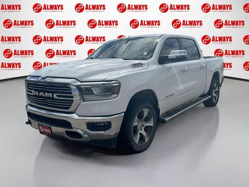 Bright White Clearcoat 2023 RAM 1500 Laramie