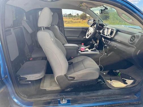 2016 Toyota Tacoma SR5