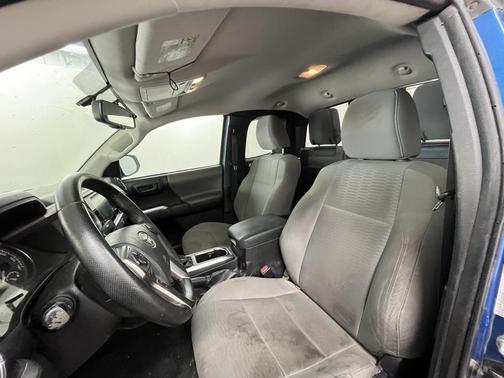 2016 Toyota Tacoma SR5