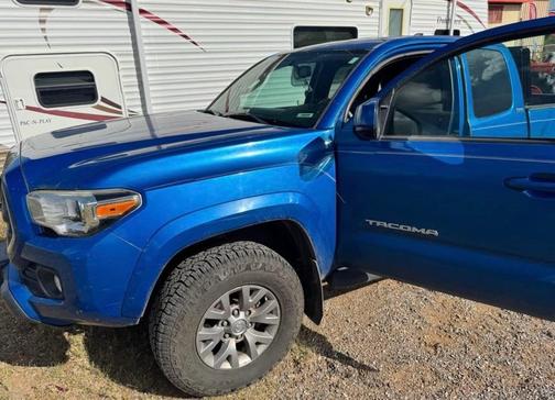 2016 Toyota Tacoma SR5