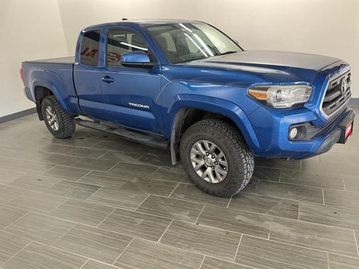 2016 Toyota Tacoma SR5