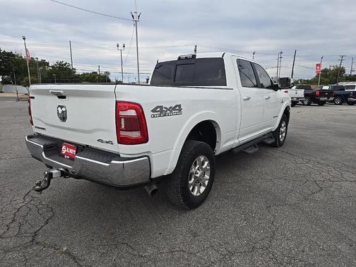 2019 RAM 2500 Laramie Crew Cab 4x4 6'4' Box