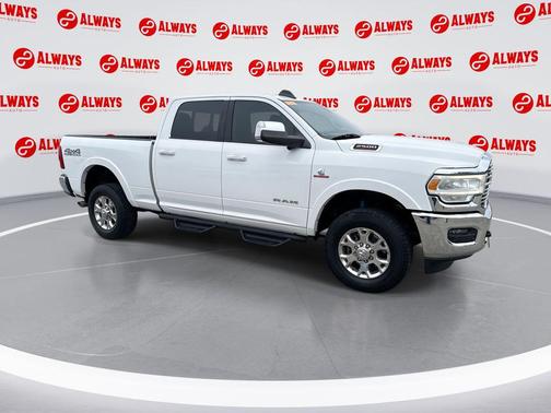 2019 RAM 2500 Laramie Crew Cab 4x4 6'4' Box