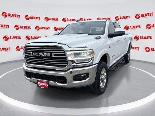 2019 RAM 2500 Laramie Crew Cab 4x4 6'4' Box
