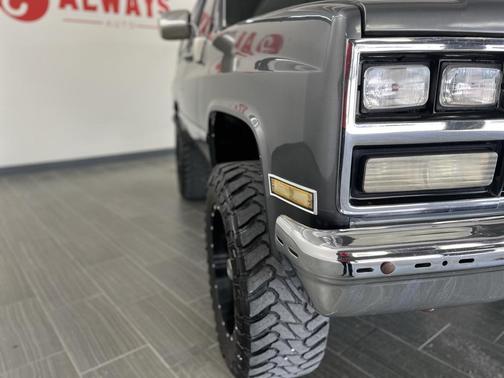 1990 Chevrolet Blazer Base
