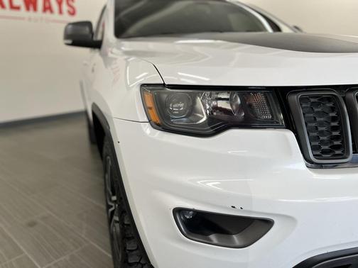 2020 Jeep Grand Cherokee Trailhawk
