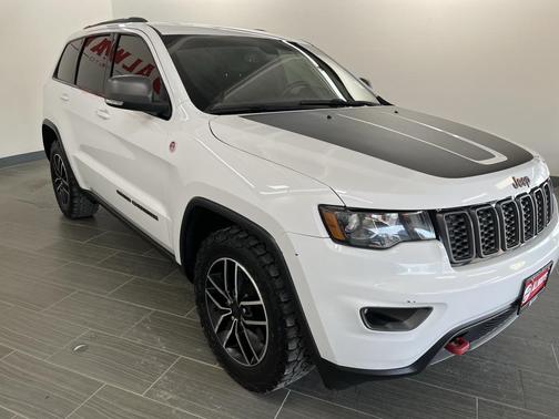 2020 Jeep Grand Cherokee Trailhawk