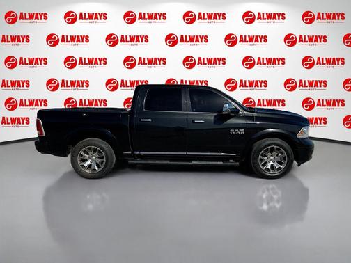 2017 RAM 1500 Limited Crew Cab 4x2 5'7' Box