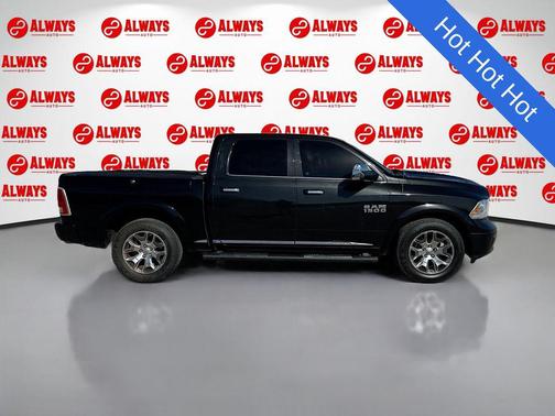 Brilliant Black Crystal Pearlcoat 2017 RAM 1500 Longhorn