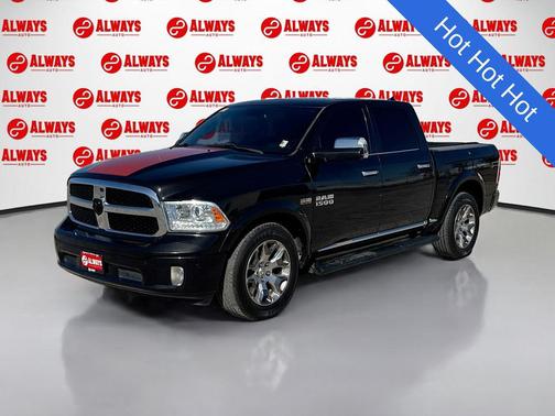 Brilliant Black Crystal Pearlcoat 2017 RAM 1500 Longhorn